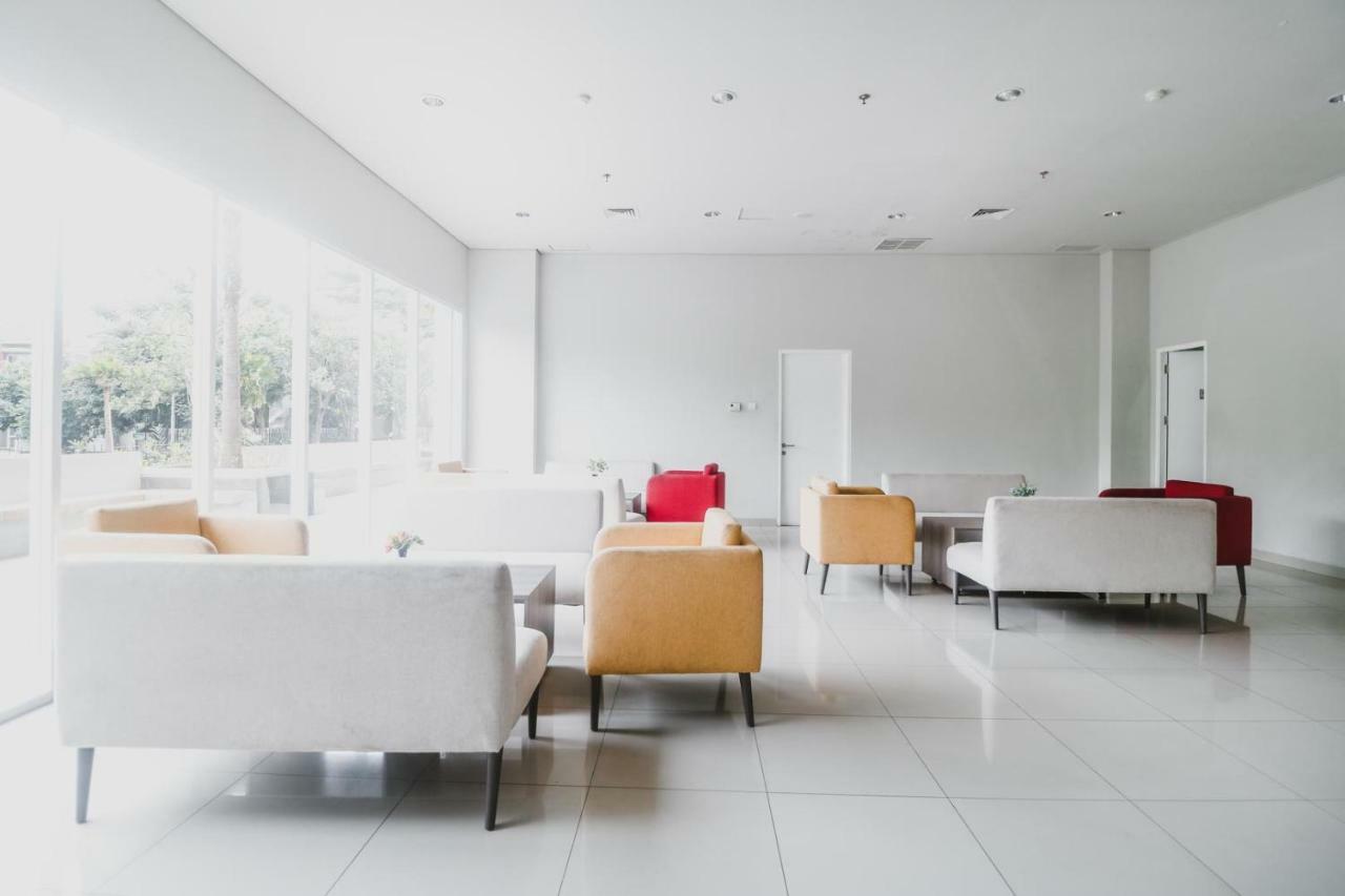 Reddoorz Apartment Near Summarecon Mall Serpong Tangerang Exterior foto