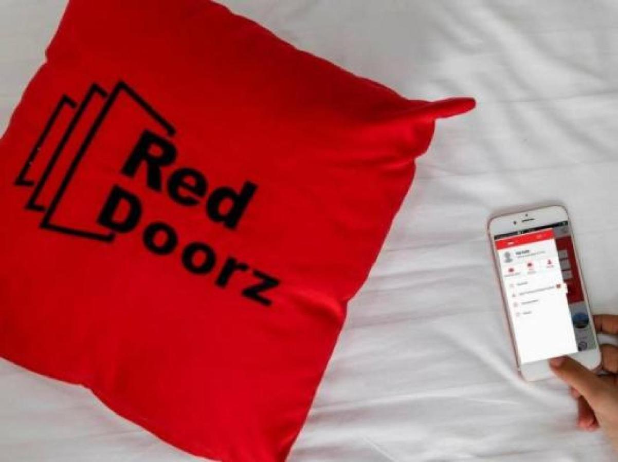 Reddoorz Apartment Near Summarecon Mall Serpong Tangerang Exterior foto